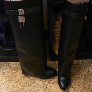 Dupe Leather Shark Boots
